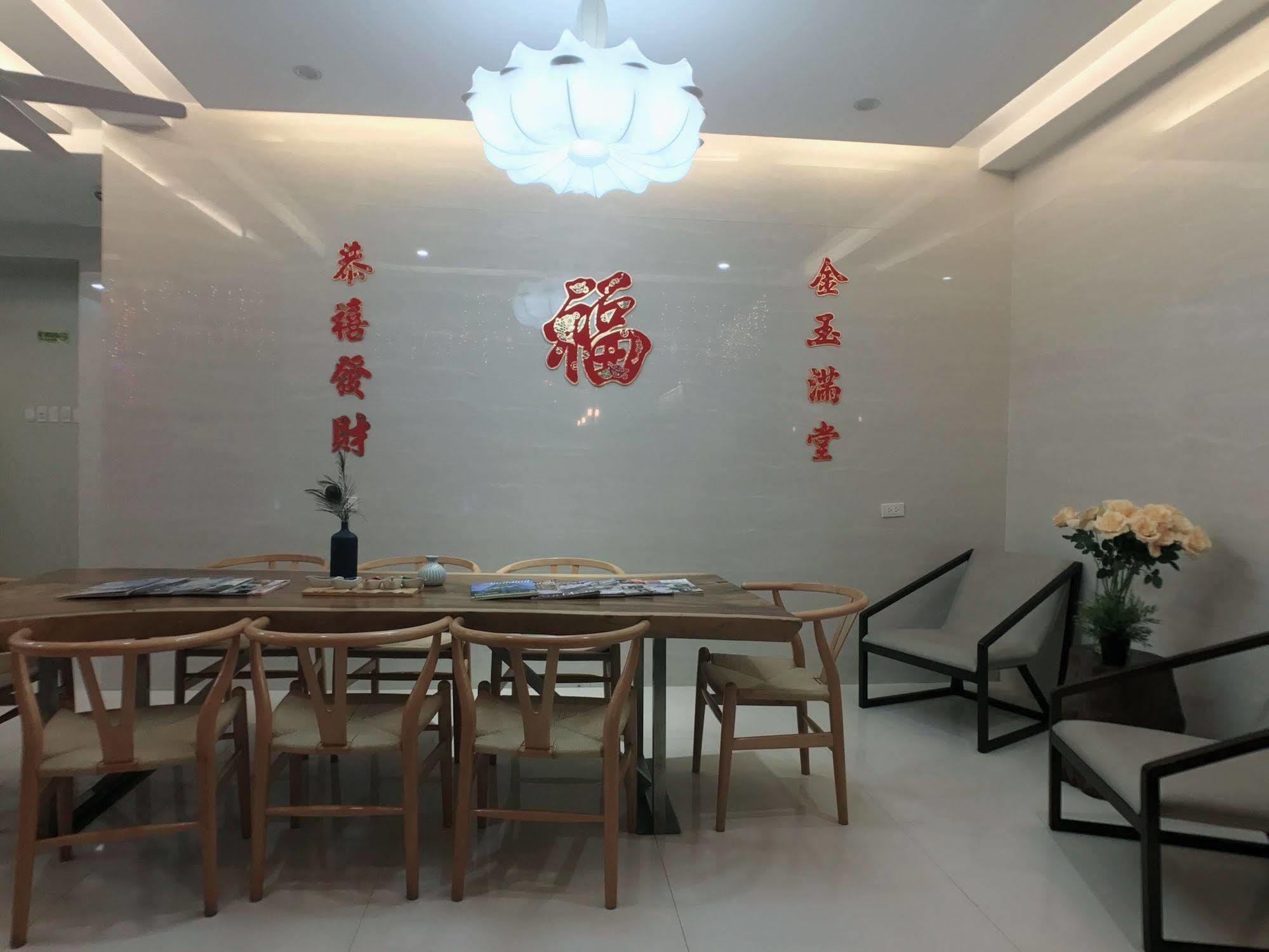 蓝海精品酒店 Manoc-Manoc 外观 照片